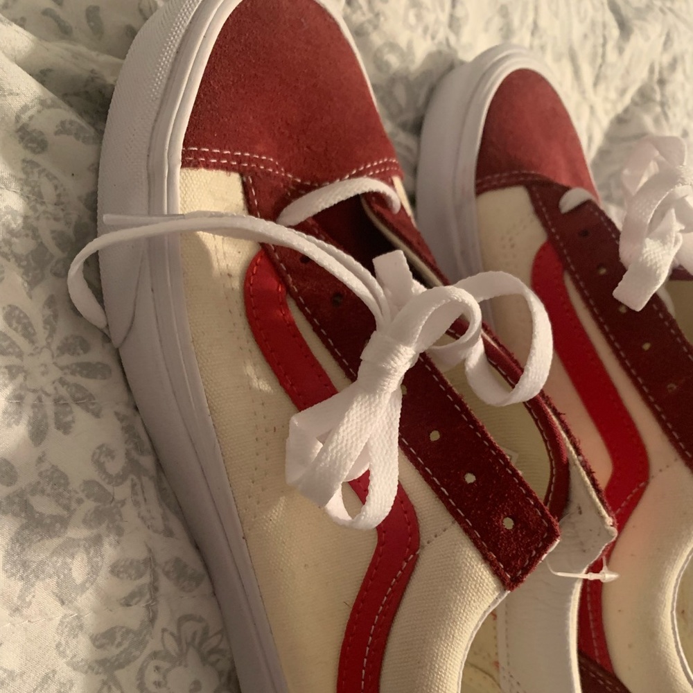 NWT MENS VANS SHOES